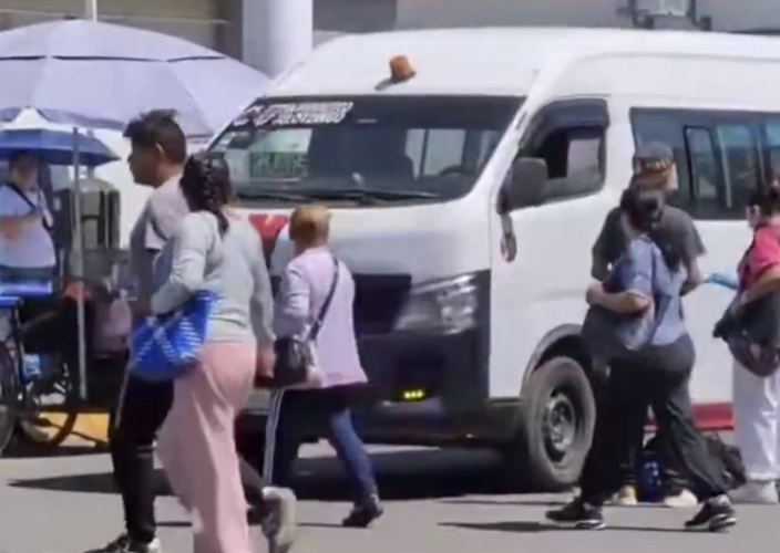 Nuevo accidente de transporte público en Puebla deja ciclista lesionado