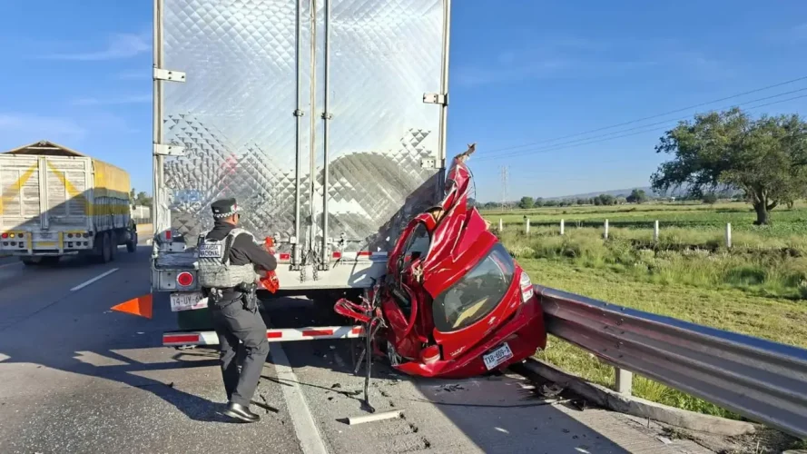 Quienes filmen accidentes y no auxilien en Puebla podrían ser multados, propone diputada