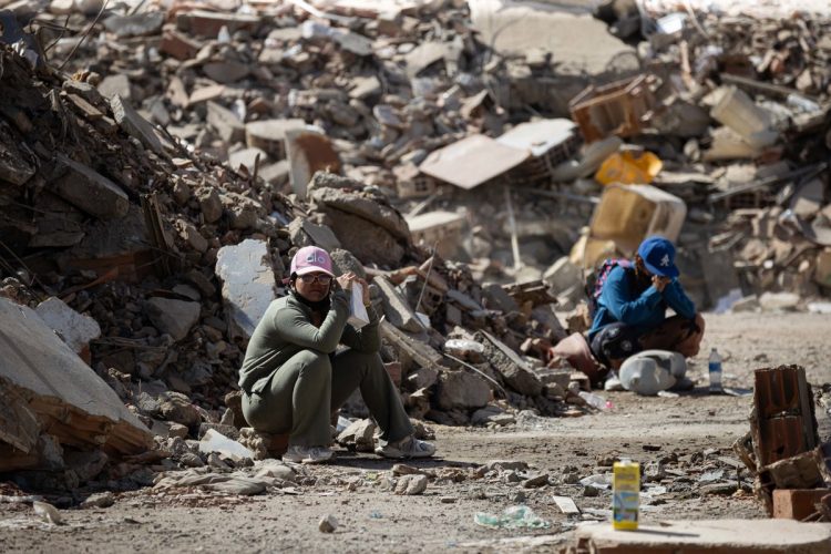 Cifra de muertos por doble terremoto en Venezuela asciende a 1,719; hay más de 5,000 heridos