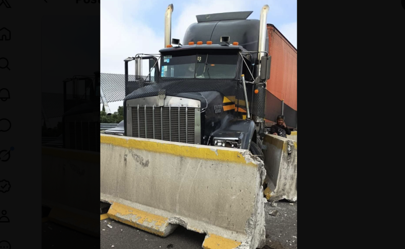 Accidente de tráiler bloquea la autopista México-Puebla hacia Puebla este jueves