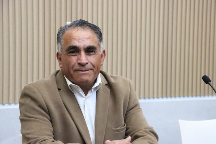 Diputado local cuestiona viabilidad de Olinia para sustituir mototaxis en Puebla