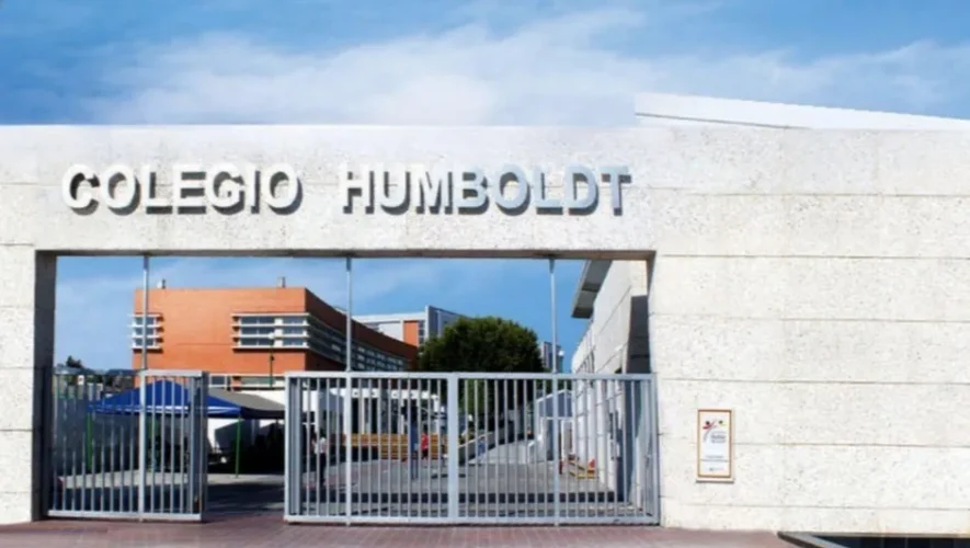 Alumna del Colegio Humboldt sufre fractura de dos vértebras tras caer en cisterna; familia denuncia omisiones en atención