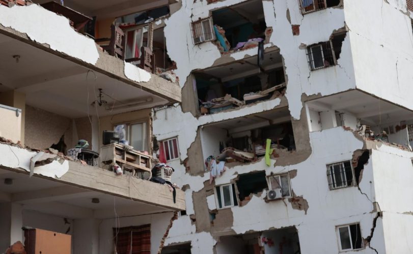 Suman 188 muertos y más de mil heridos tras sismos en Venezuela; registran 138 réplicas