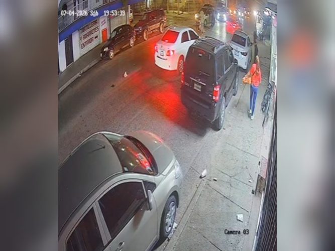 Buscan al conductor que arrolló a una mujer en Los Mochis, Sinaloa