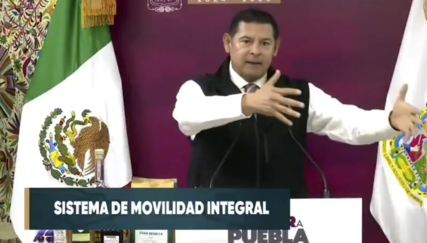 Armenta defiende el Cablebús y critica a exfuncionarios de Morena por sus posturas