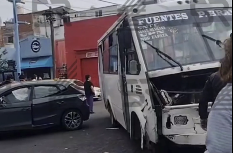 Accidente en Puebla deja tres lesionados, entre ellos una mujer embarazada